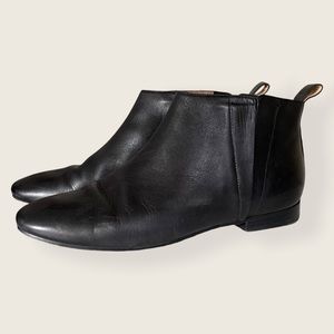 Cole Haan Ankle Boots Sz 7.5B